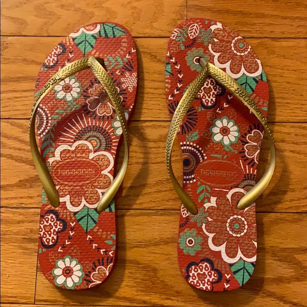 super cute flip flops